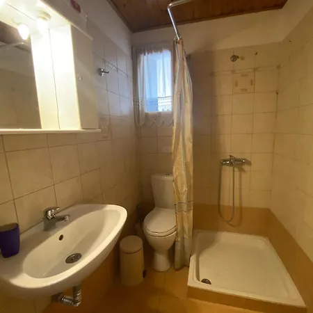 Ravanos Apartamento Loutraki (Skopelos)